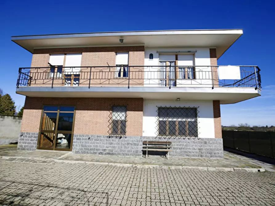 Immagine 2 di Casa indipendente in vendita  in strada provinciale 122 carmagnola- cambiano a Cambiano