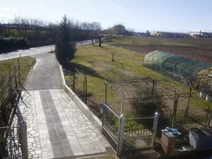 Immagine 51 di Casa indipendente in vendita  in strada provinciale 122 carmagnola- cambiano a Cambiano