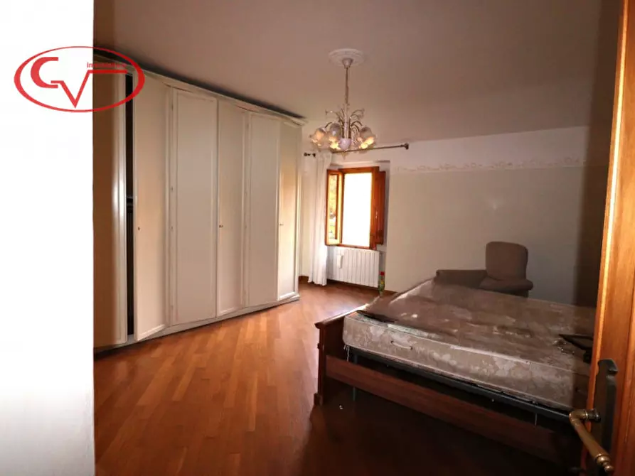 Immagine 3 di Appartamento in vendita  in via di Noferi a Montevarchi