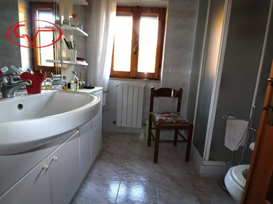 Immagine 7 di Appartamento in vendita  in via di Noferi a Montevarchi