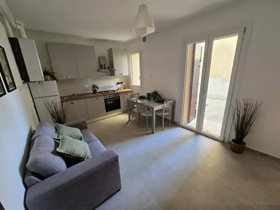 Immagine 1 di Appartamento in vendita  in Via Principe Umberto a Este