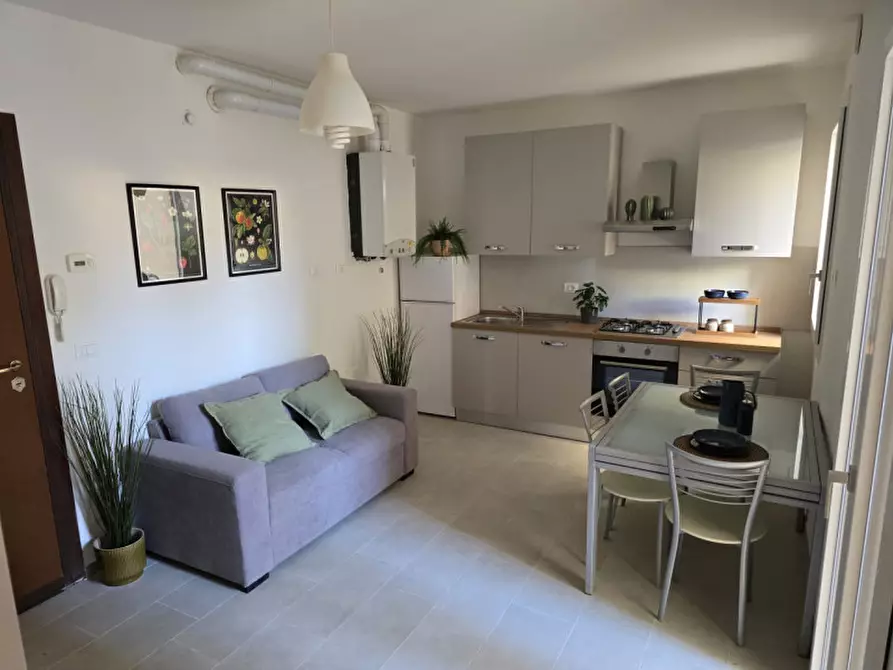 Immagine 3 di Appartamento in vendita  in Via Principe Umberto a Este