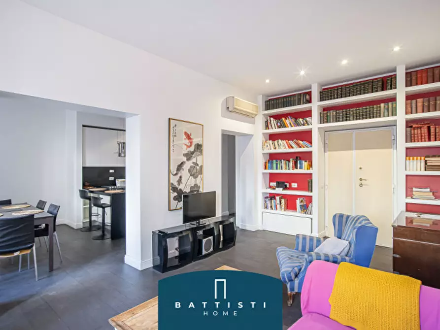 Immagine 6 di Appartamento in vendita  in Piazza di San Salvatore in Lauro a Roma