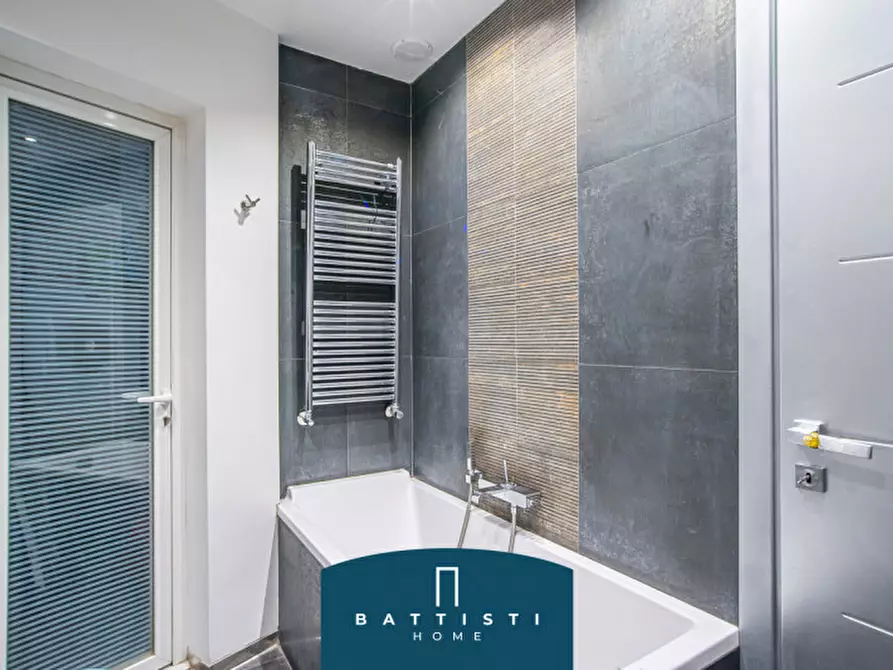 Immagine 29 di Appartamento in vendita  in Piazza di San Salvatore in Lauro a Roma