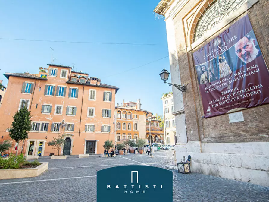 Immagine 35 di Appartamento in vendita  in Piazza di San Salvatore in Lauro a Roma