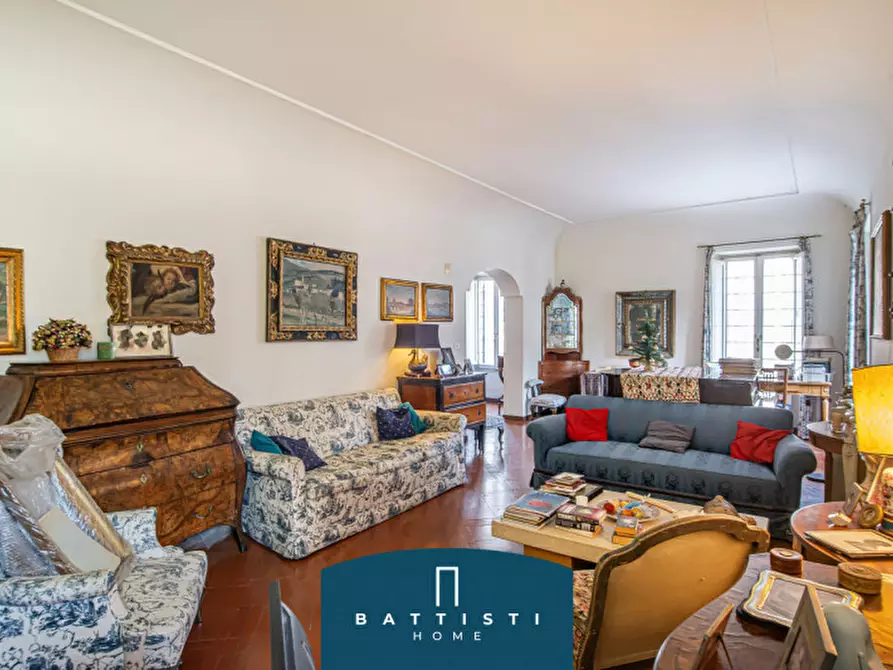 Immagine 4 di Appartamento in vendita  in Piazza di San Salvatore in Lauro a Roma