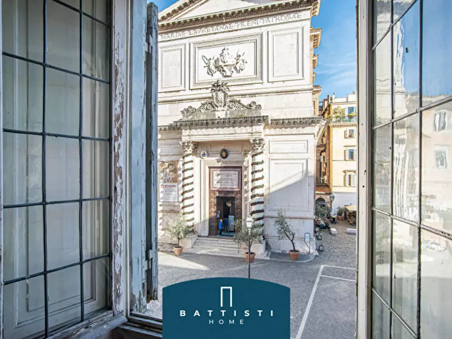 Immagine 8 di Appartamento in vendita  in Piazza di San Salvatore in Lauro a Roma
