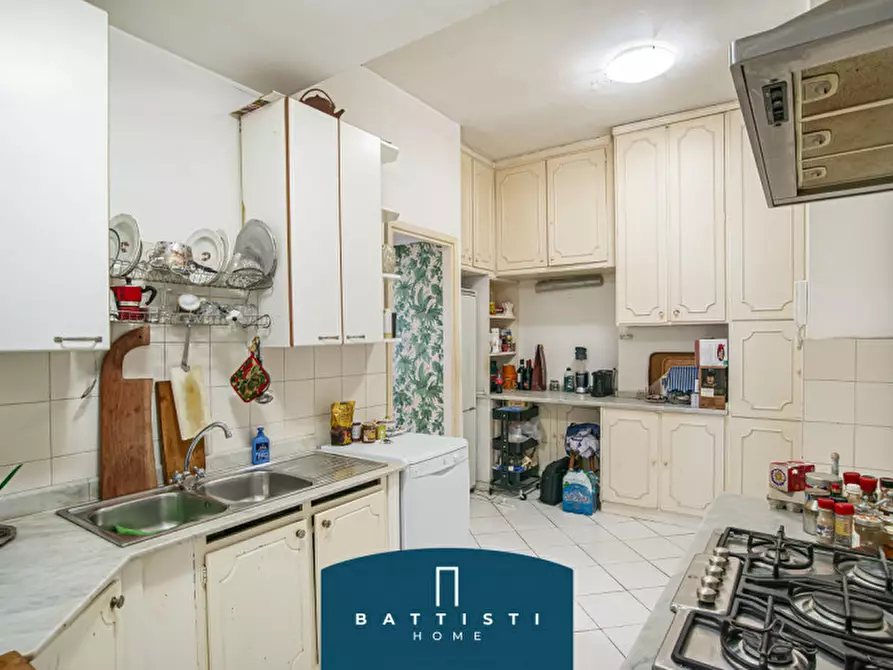 Immagine 27 di Appartamento in vendita  in Piazza di San Salvatore in Lauro a Roma