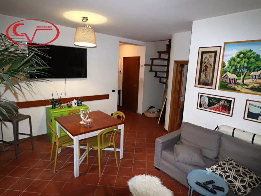 Immagine 2 di Appartamento in vendita  in via caboto a Montevarchi