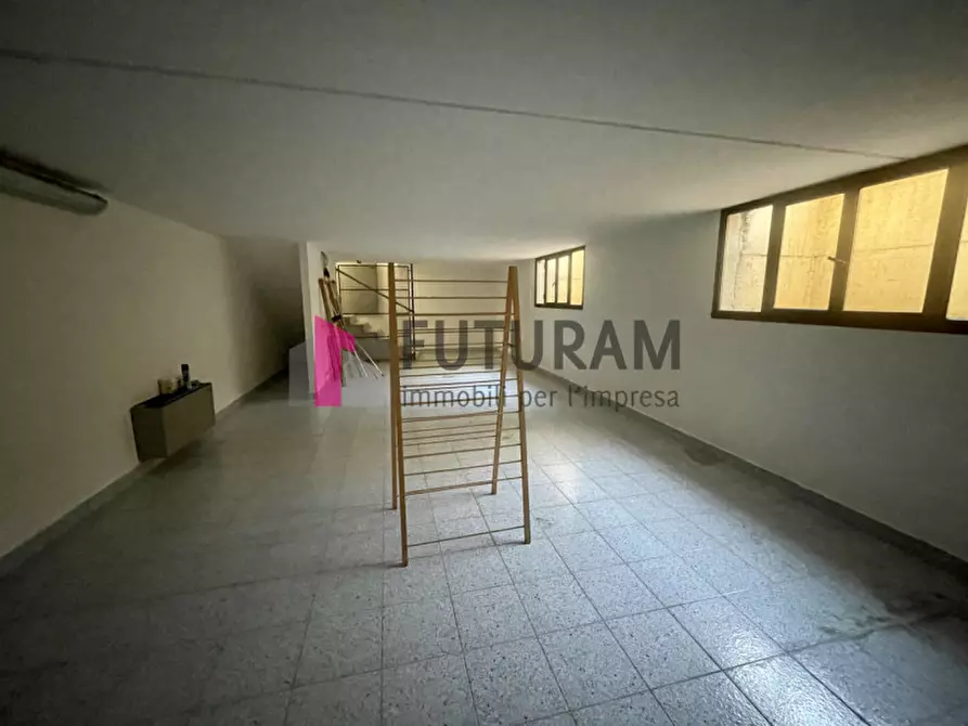 Immagine 4 di Negozio in vendita  in VIA ROMA 1 a Saccolongo