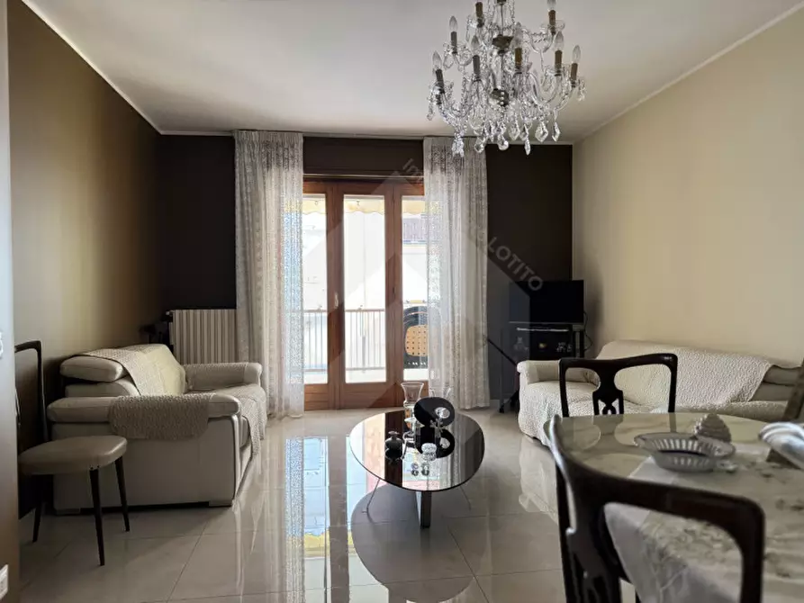 Immagine 1 di Appartamento in vendita  a Andria