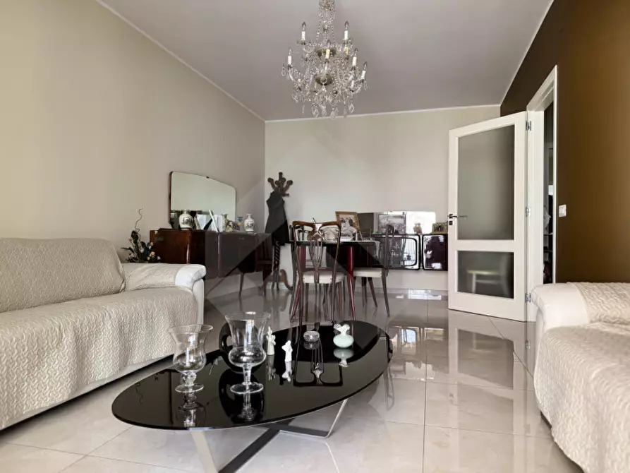 Immagine 4 di Appartamento in vendita  a Andria