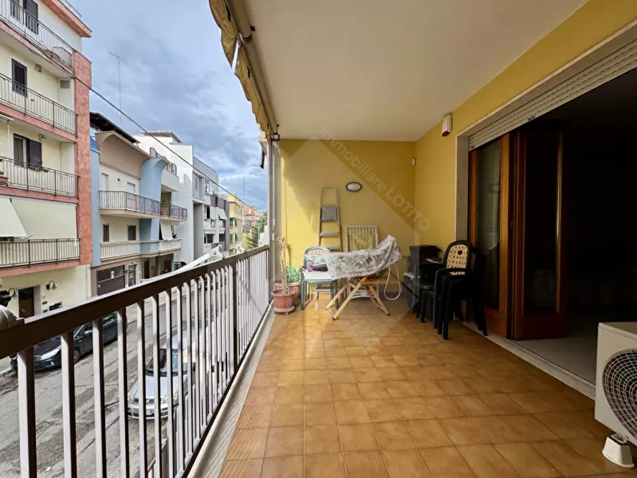 Immagine 10 di Appartamento in vendita  a Andria