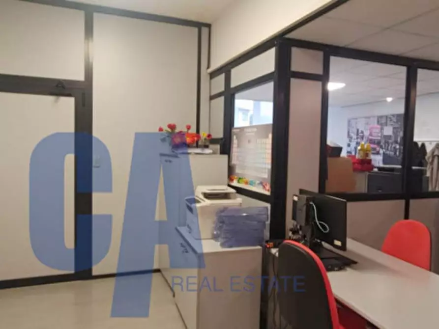 Immagine 10 di Ufficio in affitto  in PIAZZALE CORVETTO LUIGI EMANUELE a Milano