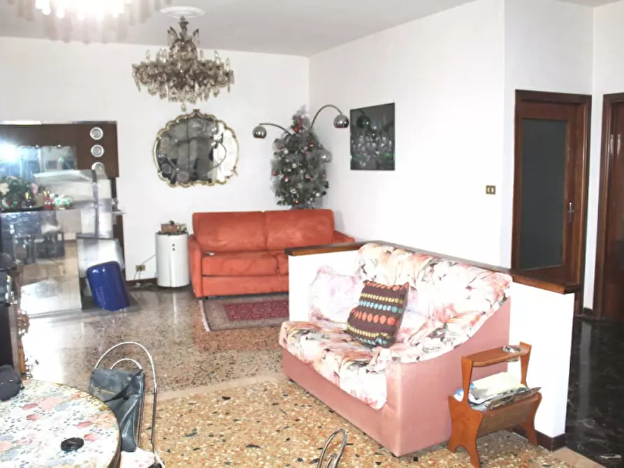 Immagine 8 di Appartamento in vendita  in Mestre Castellana a Venezia