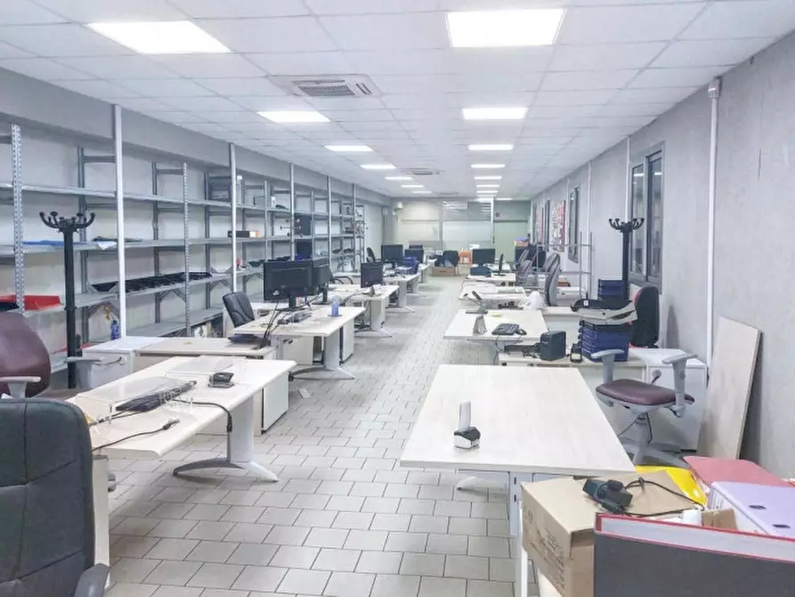 Immagine 5 di Capannone industriale in vendita  in Contrada Roccamotore, 98128 Messina ME, Italia a Messina