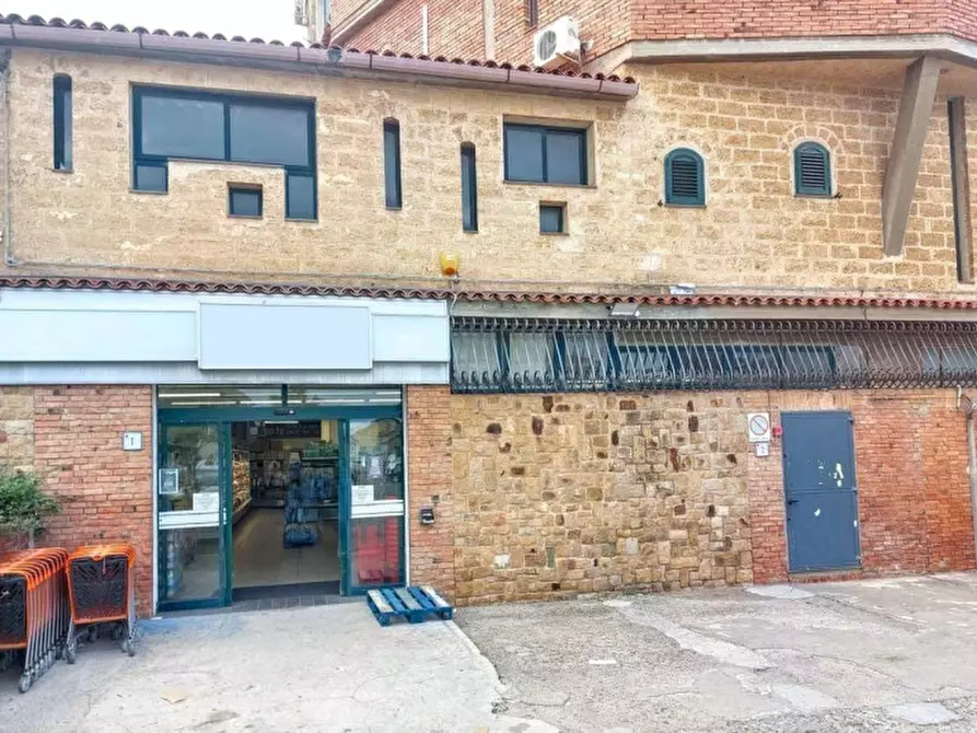 Immagine 1 di Negozio in vendita  in Via Nazionale, 1-1A, 98079 Castel di Tusa ME, Italia a Tusa