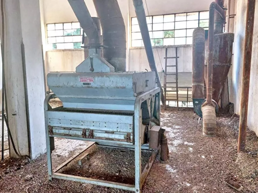 Immagine 13 di Capannone industriale in vendita  in Via Statale, 310, 98042 Giammoro ME, Italia a Pace Del Mela