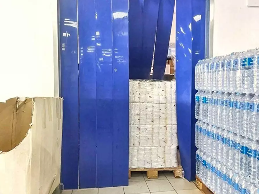 Immagine 7 di Negozio in vendita  in Via San Vincenzo, Canneto, 98050 Lipari ME, Italia a Lipari