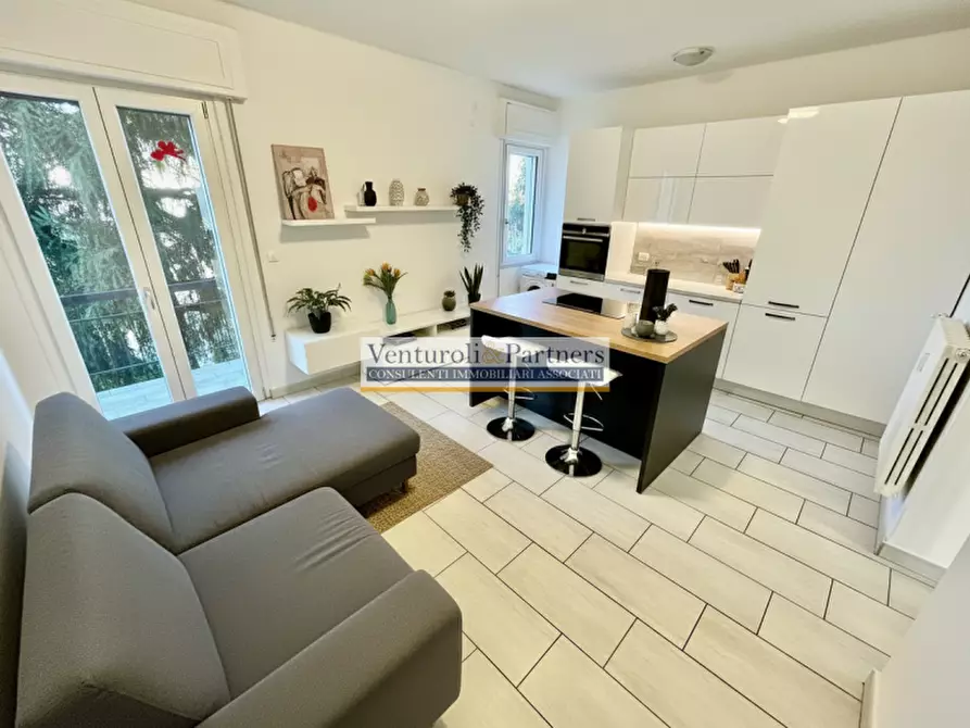 Immagine 1 di Appartamento in vendita  in Via Brescia a Desenzano Del Garda