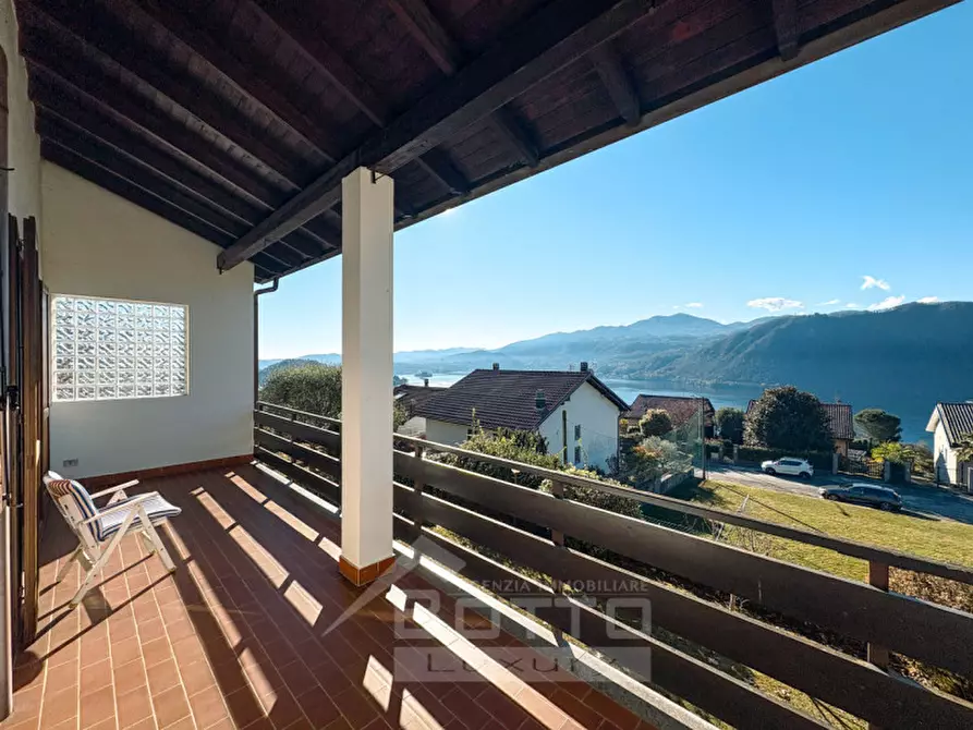 Immagine 5 di Casa indipendente in vendita  in Località Poggio Luneglio, 70 a Pettenasco