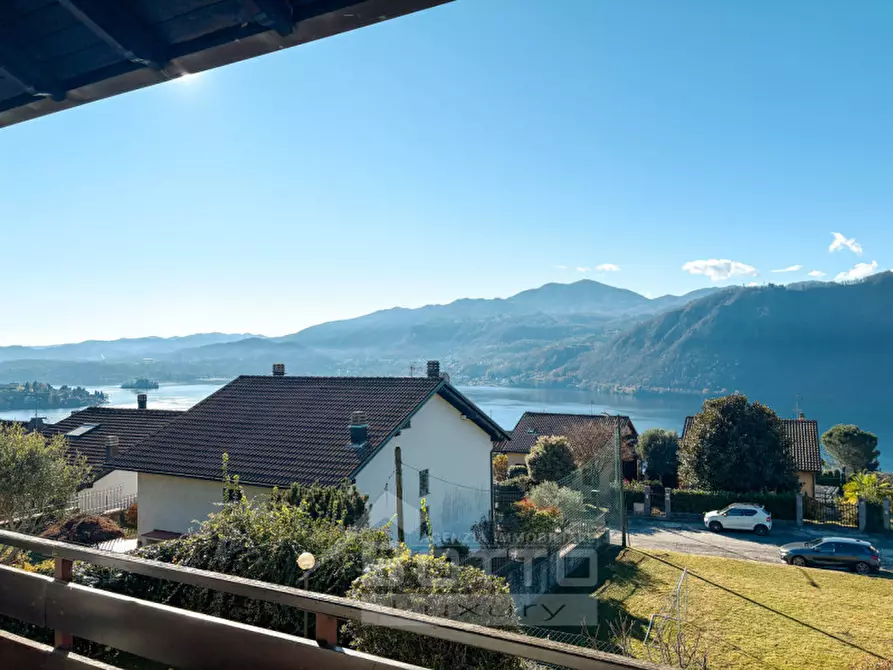 Immagine 10 di Casa indipendente in vendita  in Località Poggio Luneglio, 70 a Pettenasco