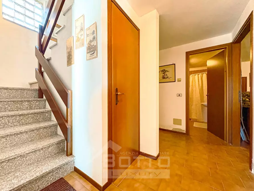 Immagine 23 di Casa indipendente in vendita  in Località Poggio Luneglio, 70 a Pettenasco