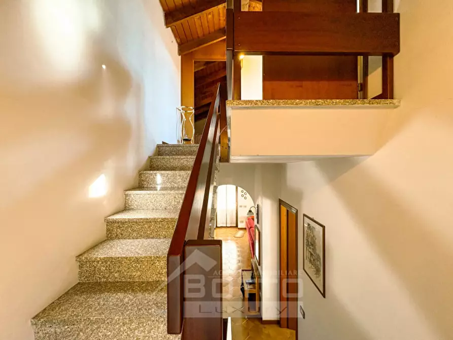 Immagine 24 di Casa indipendente in vendita  in Località Poggio Luneglio, 70 a Pettenasco