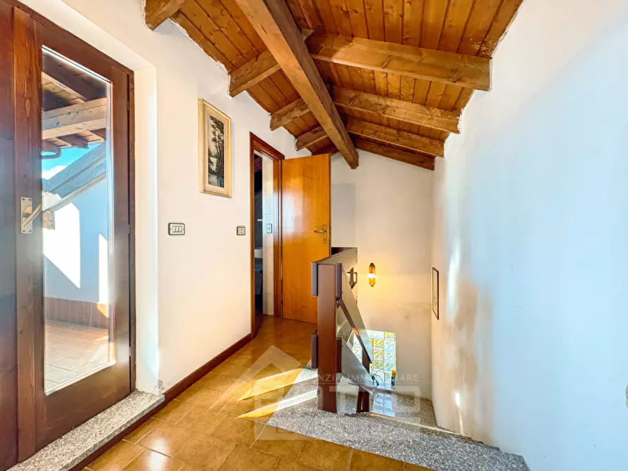 Immagine 25 di Casa indipendente in vendita  in Località Poggio Luneglio, 70 a Pettenasco