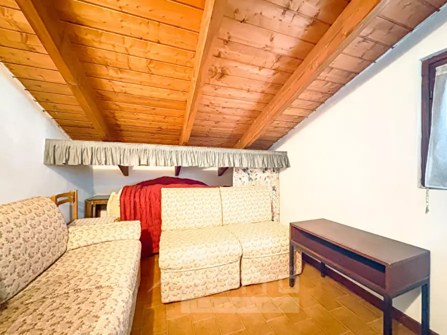 Immagine 30 di Casa indipendente in vendita  in Località Poggio Luneglio, 70 a Pettenasco