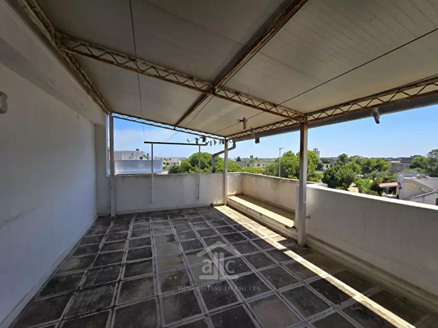 Immagine 59 di Villa in vendita  a Lecce