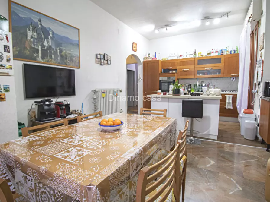 Immagine 11 di Appartamento in vendita  a Montemurlo