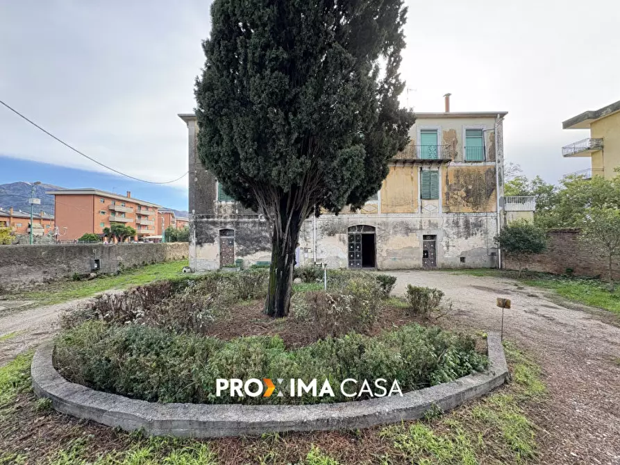 Immagine 1 di Hotel in affitto  in Via Fratelli Rosselli a Montecorvino Rovella