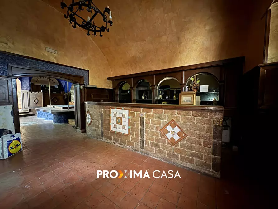 Immagine 15 di Hotel in affitto  in Via Fratelli Rosselli a Montecorvino Rovella