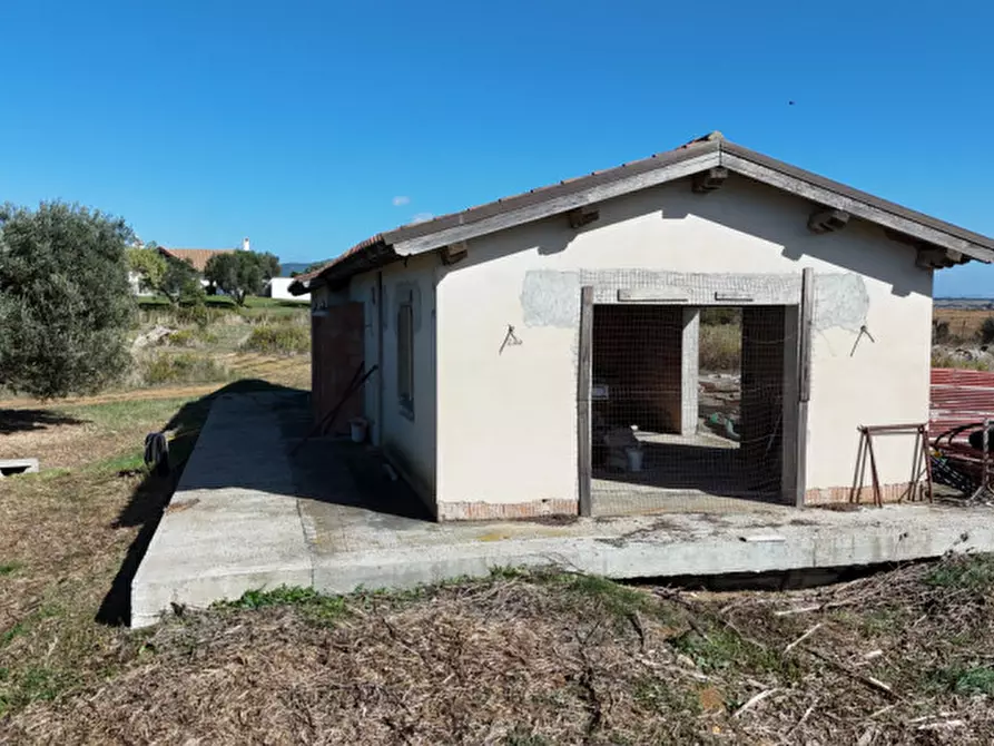 Immagine 10 di Rustico / casale in vendita  in Strada dell'abbadia a Capalbio