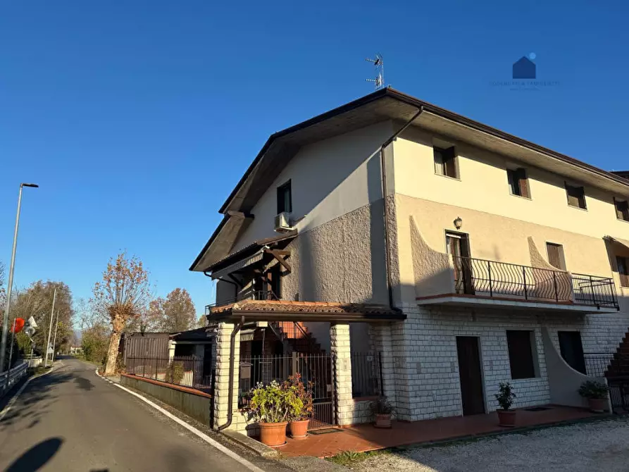 Immagine 1 di Appartamento in vendita  in via cristoforo colombo 9 a Mazzano