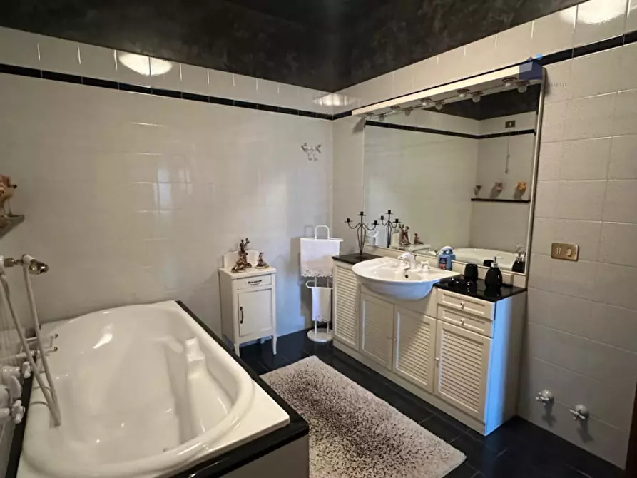 Immagine 28 di Appartamento in vendita  in via cristoforo colombo 9 a Mazzano