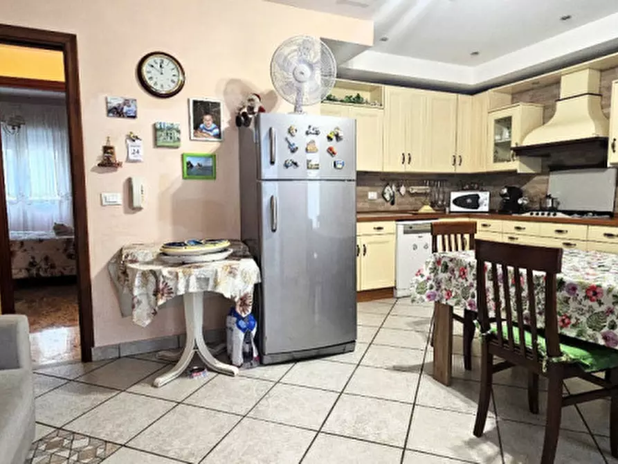 Immagine 16 di Appartamento in vendita  in via michele de vio a Palermo