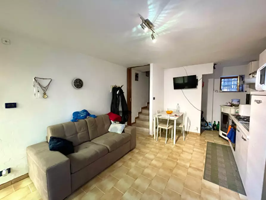 Immagine 2 di Rustico / casale in vendita  in via mont cervet 24 a Pino Torinese