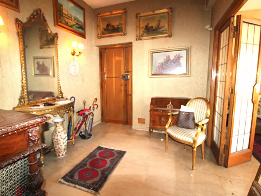 Immagine 1 di Appartamento in vendita  in Corso di Francia a Roma