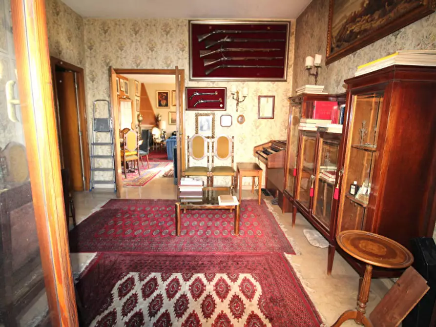 Immagine 8 di Appartamento in vendita  in Corso di Francia a Roma