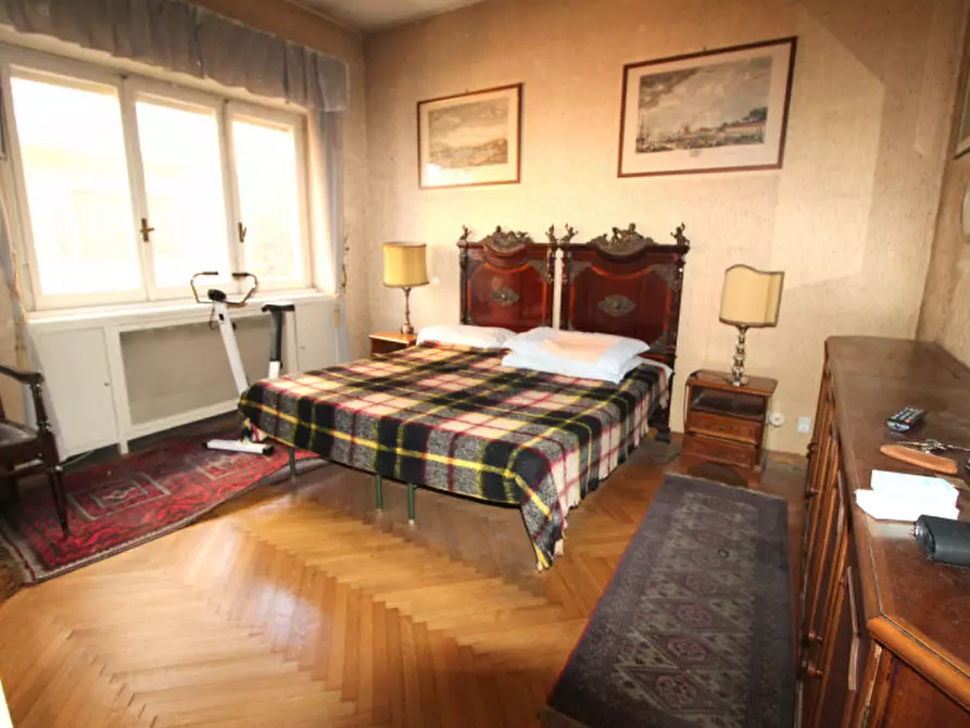 Immagine 10 di Appartamento in vendita  in Corso di Francia a Roma