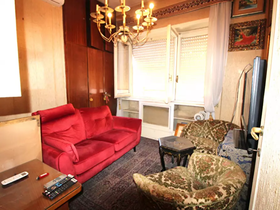 Immagine 11 di Appartamento in vendita  in Corso di Francia a Roma