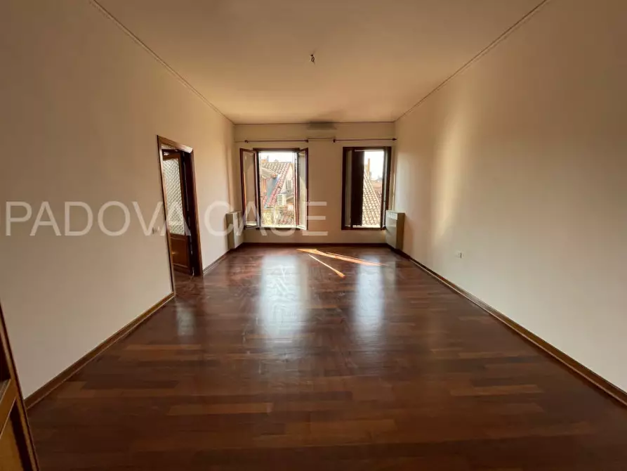 Immagine 3 di Appartamento in affitto  in via cappelli 4 a Padova