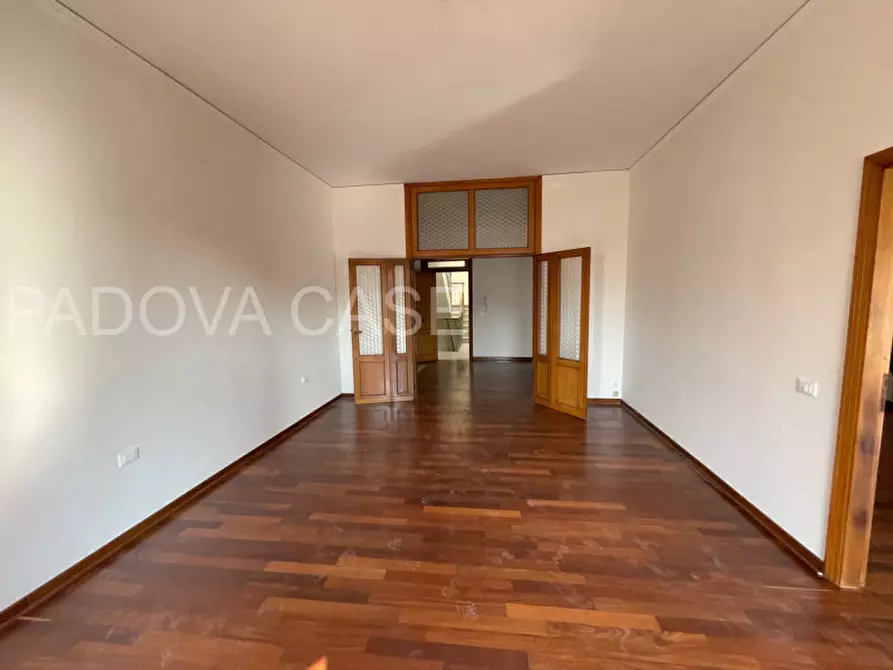 Immagine 4 di Appartamento in affitto  in via cappelli 4 a Padova