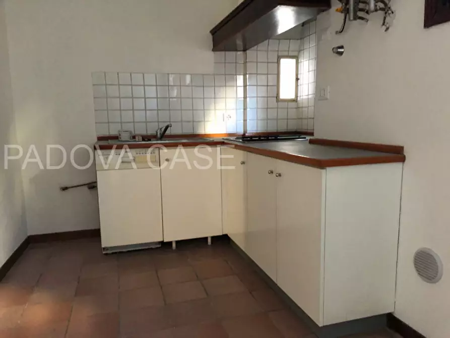 Immagine 9 di Appartamento in affitto  in via cappelli 4 a Padova