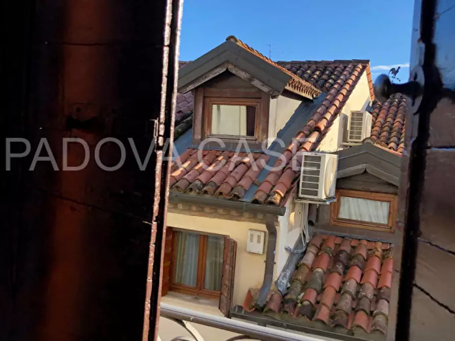 Immagine 10 di Appartamento in affitto  in via cappelli 4 a Padova