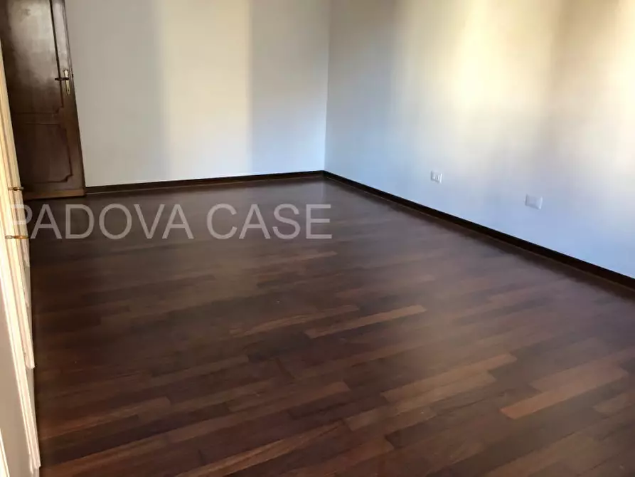 Immagine 23 di Appartamento in affitto  in via cappelli 4 a Padova