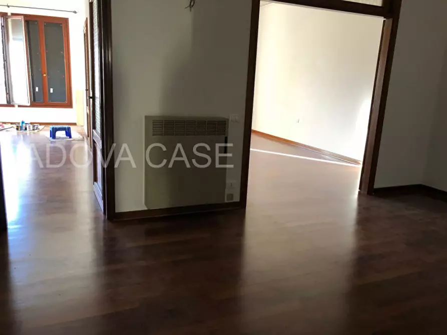 Immagine 25 di Appartamento in affitto  in via cappelli 4 a Padova