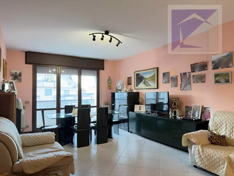 Immagine 11 di Appartamento in vendita  a Camposampiero